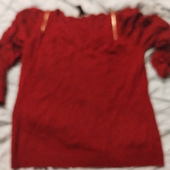 Sweater - Picture 3 of 4